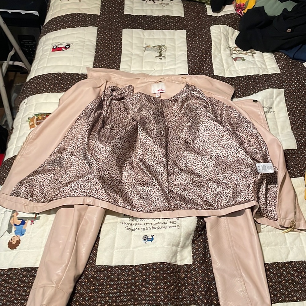 Size Large pink leather jacket